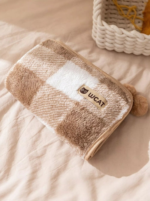 Sherpa Pet Blanket – Soft & Cozy for Dogs and Cats