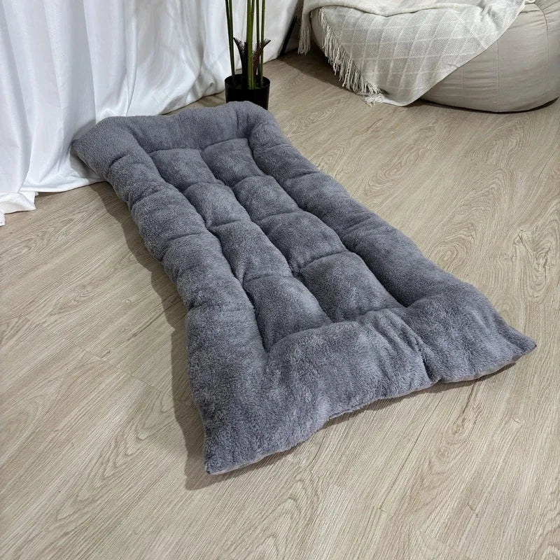 Booteely Extra Large Plush Dog Bed – Super Soft & Reversible