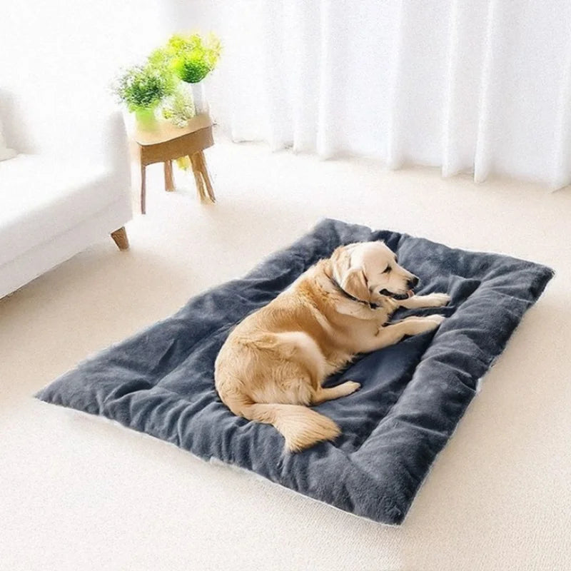Booteely Extra Large Plush Dog Bed – Super Soft & Reversible