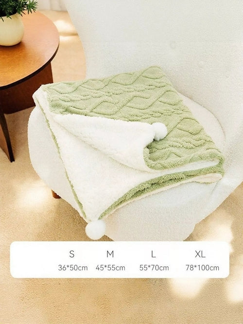 Sherpa Pet Blanket – Soft & Cozy for Dogs and Cats